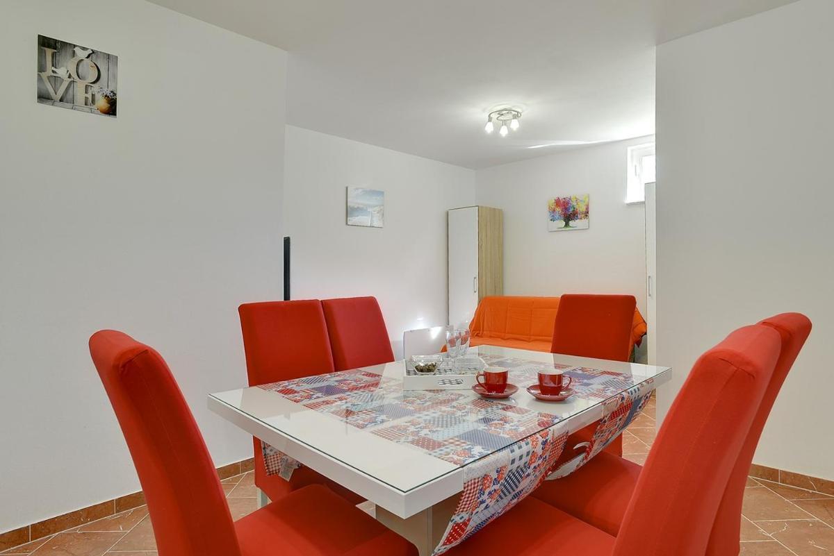 Apartments Elviana 풀라 외부 사진