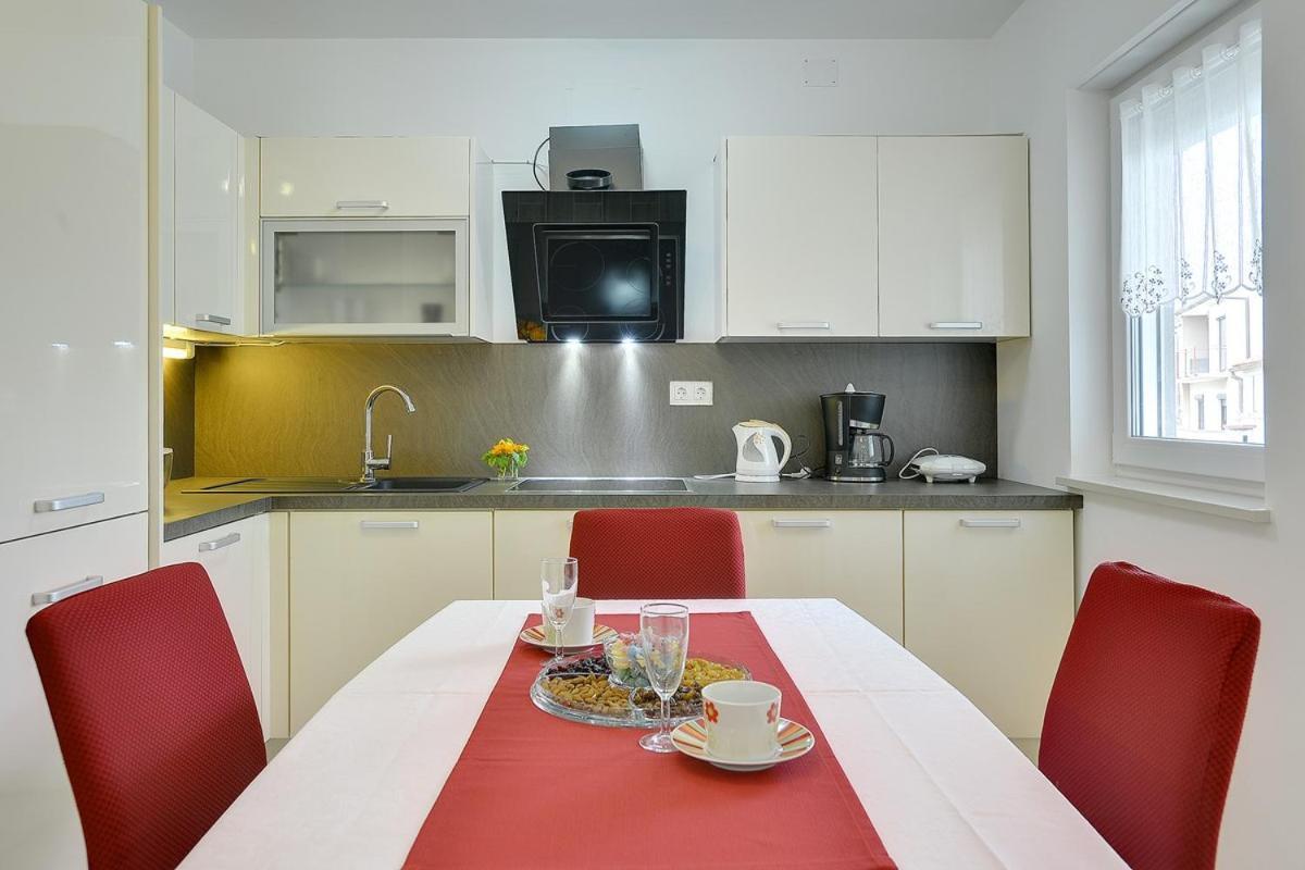 Apartments Elviana 풀라 외부 사진
